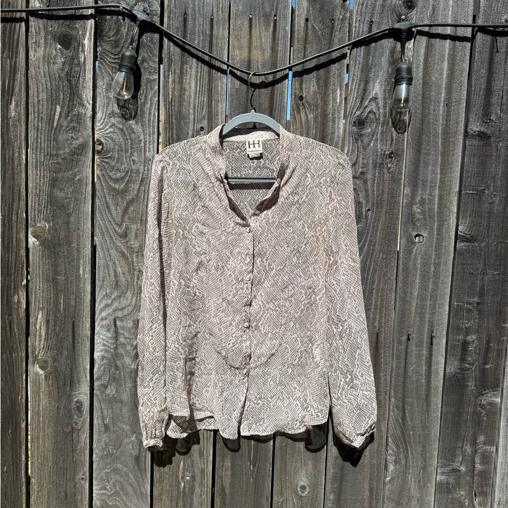Haute Hippie Semi-Sheer Silk Snakeskin Print Button Down V Neck Blouse Sz medium